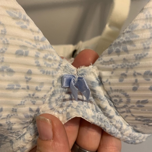 Change Lingerie Lightly Lined Bra with Floral Print 34C - Picture 2 of 7